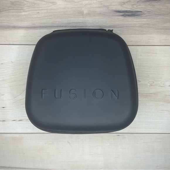 NEW Fusion Pro 2 Xbox Wired Controller Carrying Case and Face Plate ONLY - Picture 2 of 3